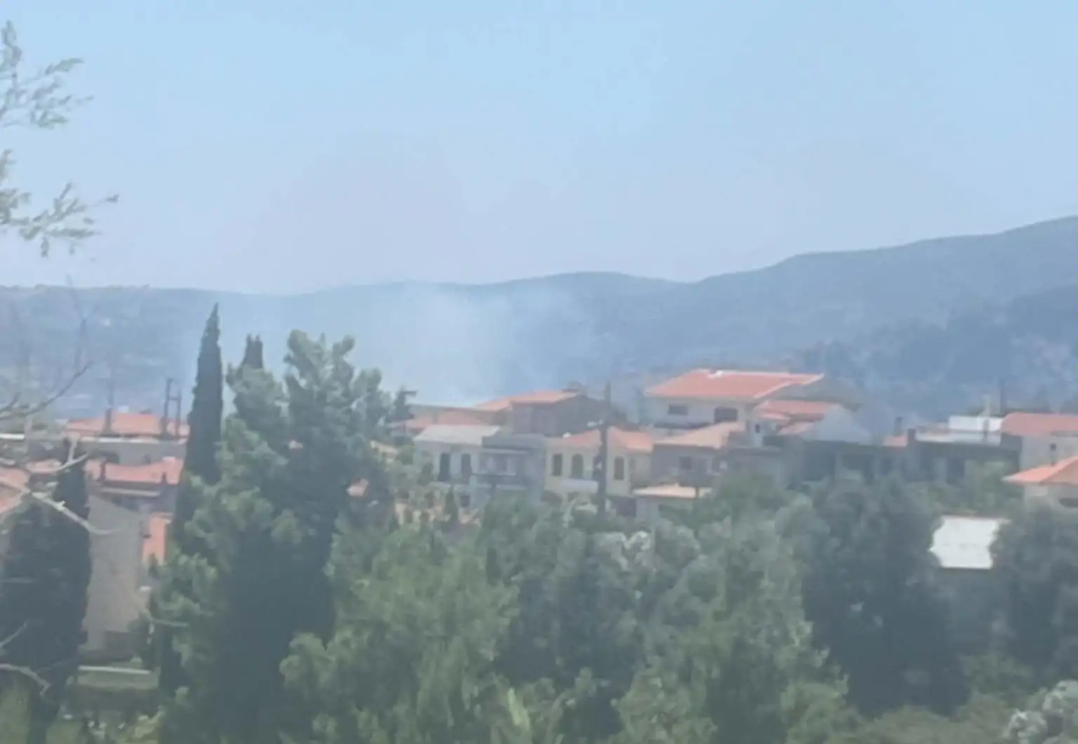 Φωτιά τώρα